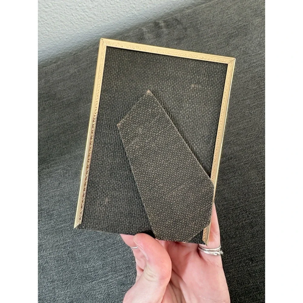 Vintage Gold-Toned Detailed‎ Metal Picture Frame  5x3.5
